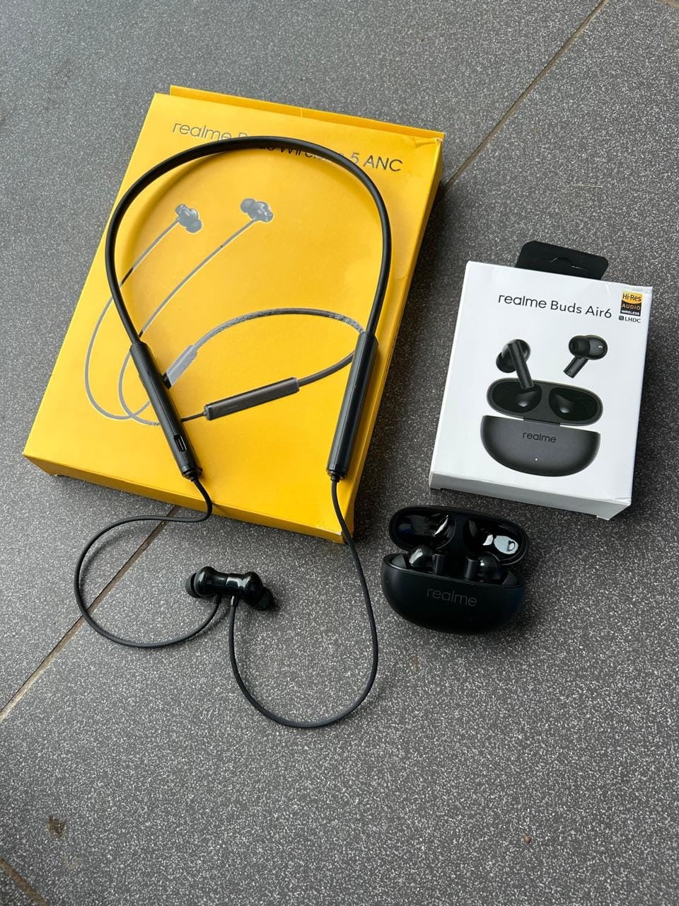 Realme Air 6 + Wireless 5 ANC combo